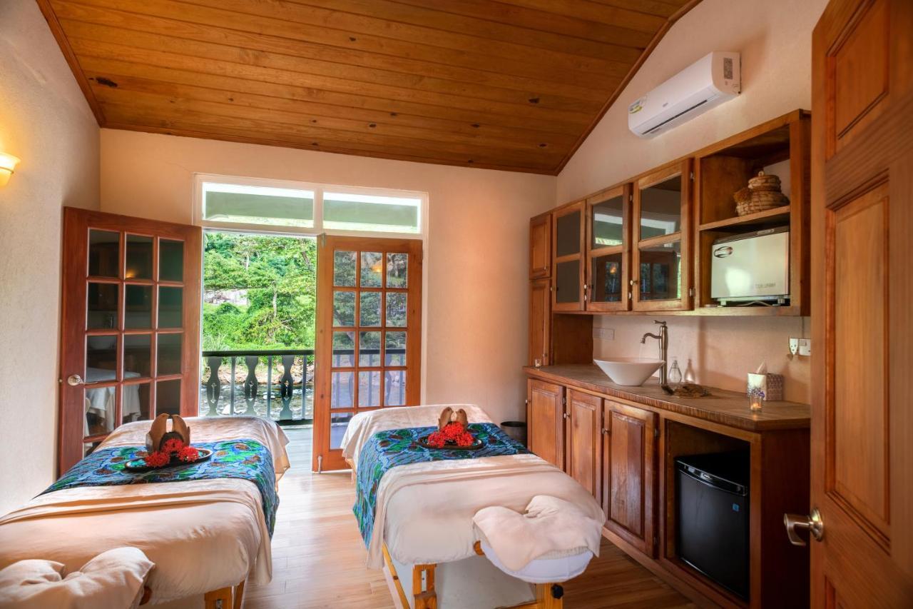 Rosalie Bay Eco Resort & Spa ภายนอก รูปภาพ